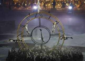 Cérémonie de clôture JO Paris 2024 : joyeuse mais protocolaire news-12082024-024722