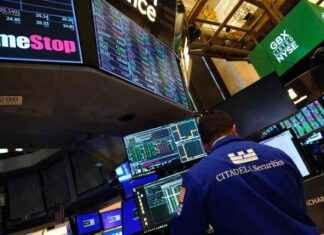 Marché boursier clôture de manière indécise, en attente des données sur l’inflation news-13082024-003000