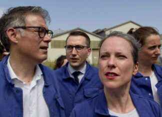 Scénarios de la discorde au NFP: Mélenchon, Cazeneuve, Glucksmann news-21082024-001141