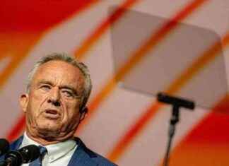Robert F. Kennedy Jr suspend sa campagne présidentielle américaine et soutient Trump news-24082024-010443