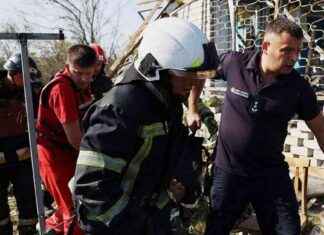 La Russie tire près de 200 missiles et drones lors de son attaque massive sur l’Ukraine, selon Zelensky news-26082024-132337
