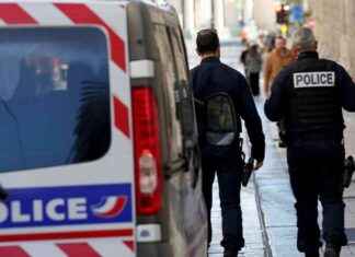 Homme armé couteau blessé policiers Grenoble – Actualités récentes news-26082024-132423