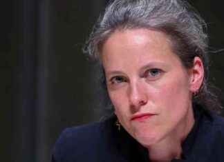 Lucie Castets quitte la mairie de Paris pour viser Matignon news-29082024-135353