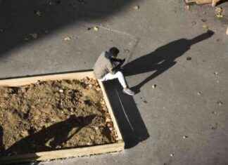 Les habitants de Marx Dormoy demandent des comptes sur la consommation de drogue à Paris news-14092024-202011