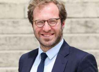 La division à Bercy : Antoine Armand et Laurent Saint-Martin, deux trentenaires macronistes news-21092024-221709