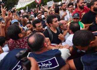 Manifestants en Tunisie dénoncent atteintes aux libertés avant présidentielle news-05102024-024757