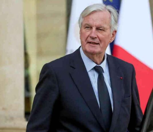 Collaboration de Barnier avec le Parlement pour le Budget 2025 news-06102024-025149