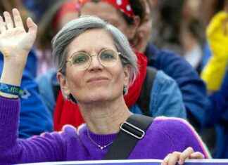 Sandrine Rousseau : Analyse de son comportement hypocrite news-05112024-164406