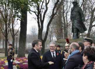 Emmanuel Macron et le Premier ministre britannique commémorent le 11-Novembre à Paris news-11112024-153224