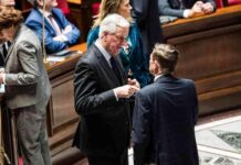 Stratégies de Gabriel Attal et Laurent Wauquiez affaiblissent Michel Barnier news-11112024-153315
