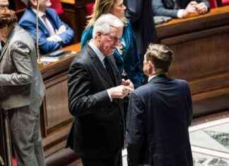 Stratégies de Gabriel Attal et Laurent Wauquiez affaiblissent Michel Barnier news-11112024-153315