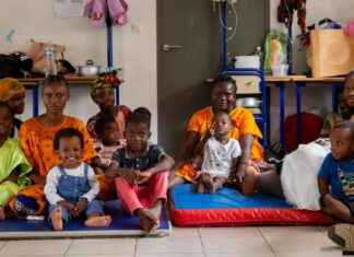 Occupation d’établissements scolaires par des sinistrés à Mayotte: tensions croissantes occupation-dtablissements-scolaires-par-des-sinistrs-mayotte-tensions-croissantes