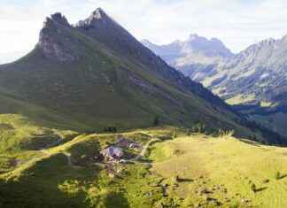 Chalet luxe Alpes le Collectionist, camping Capfun & glaciere électrique : préparez vos vacances entre montagne et plein air Chalet luxe Alpes le Collectionist, camping Capfun & glaciere électrique : préparez vos vacances entre montagne et plein air