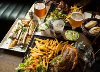 Gastronomie marine : langouste, sardine, tilapia, dorade, chipiron, sashimi et poisson rouge ! Gastronomie marine : langouste, sardine, tilapia, dorade, chipiron, sashimi et poisson rouge !