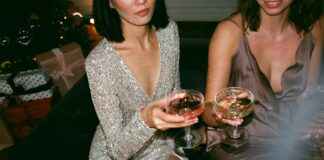 Le grand mix apéro : ginger beer, prosecco, cava, irish coffee, gin tonic, pornstar martini, hydromel, tequila et vodka Le grand mix apéro : ginger beer, prosecco, cava, irish coffee, gin tonic, pornstar martini, hydromel, tequila et vodka