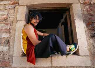 Lifestyle masculin : coupe de cheveux homme, pantalon Ralph Lauren, montre Cartier et Autry Femme Lifestyle masculin : coupe de cheveux homme, pantalon Ralph Lauren, montre Cartier et Autry Femme